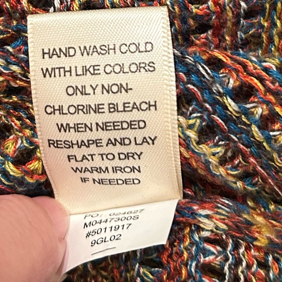 Studio JPR Vibrant Knit SWEATER multicolor like new, size large - Picture 8 of 8